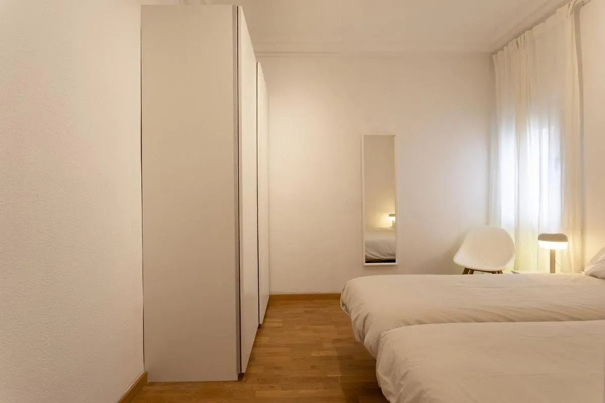 Apartment Gran Via Suites Barcelona